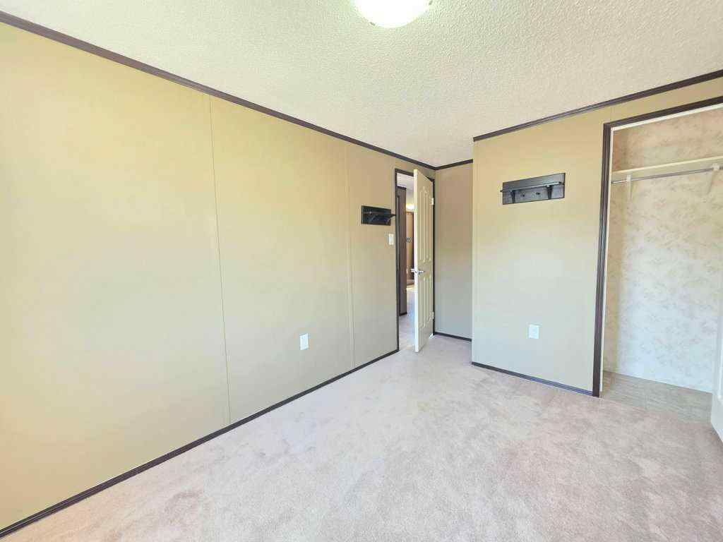 MLS® A2240656 - Unit #55 404 6 Avenue NW in NONE Slave Lake, Mobile