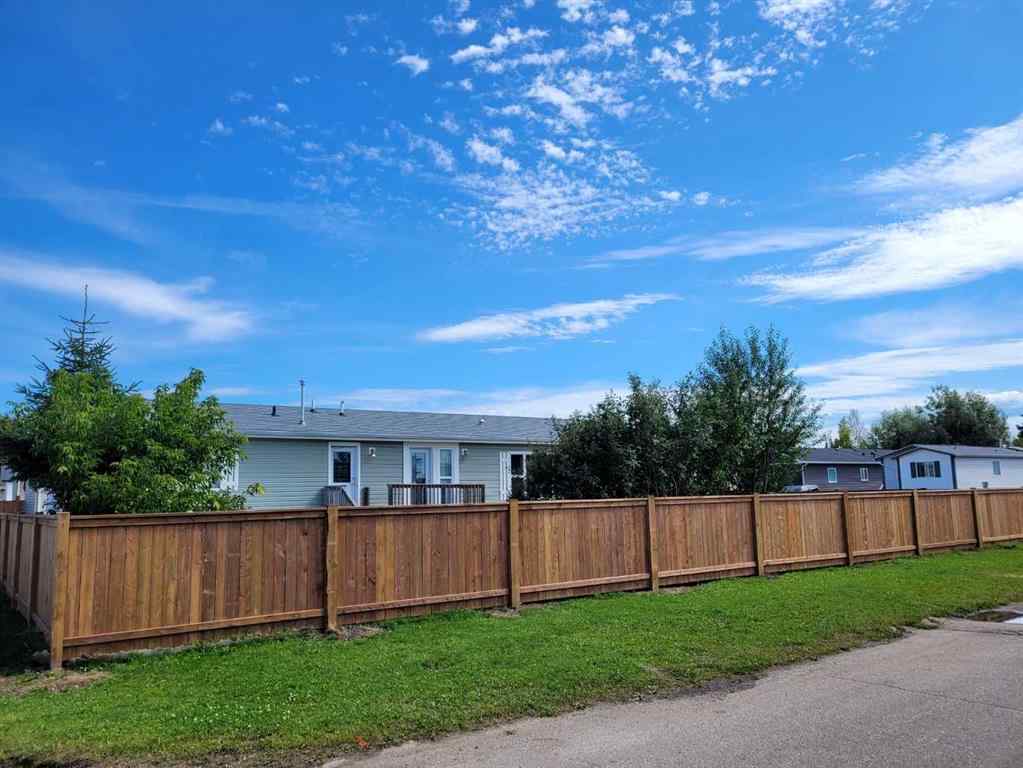 MLS® A2240656 - Unit #55 404 6 Avenue NW in NONE Slave Lake, Mobile