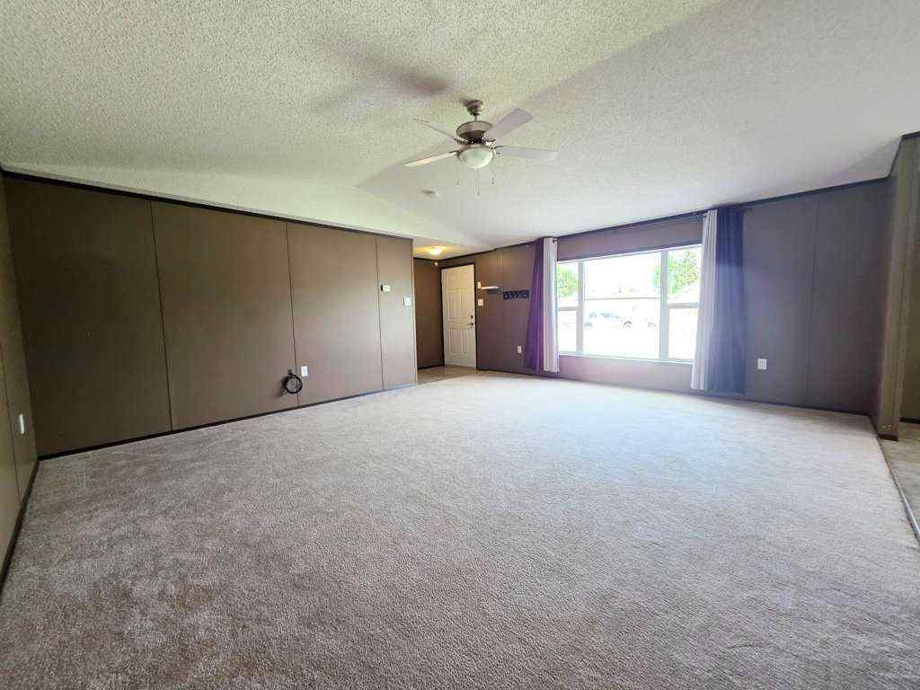 MLS® A2240656 - Unit #55 404 6 Avenue NW in NONE Slave Lake, Mobile