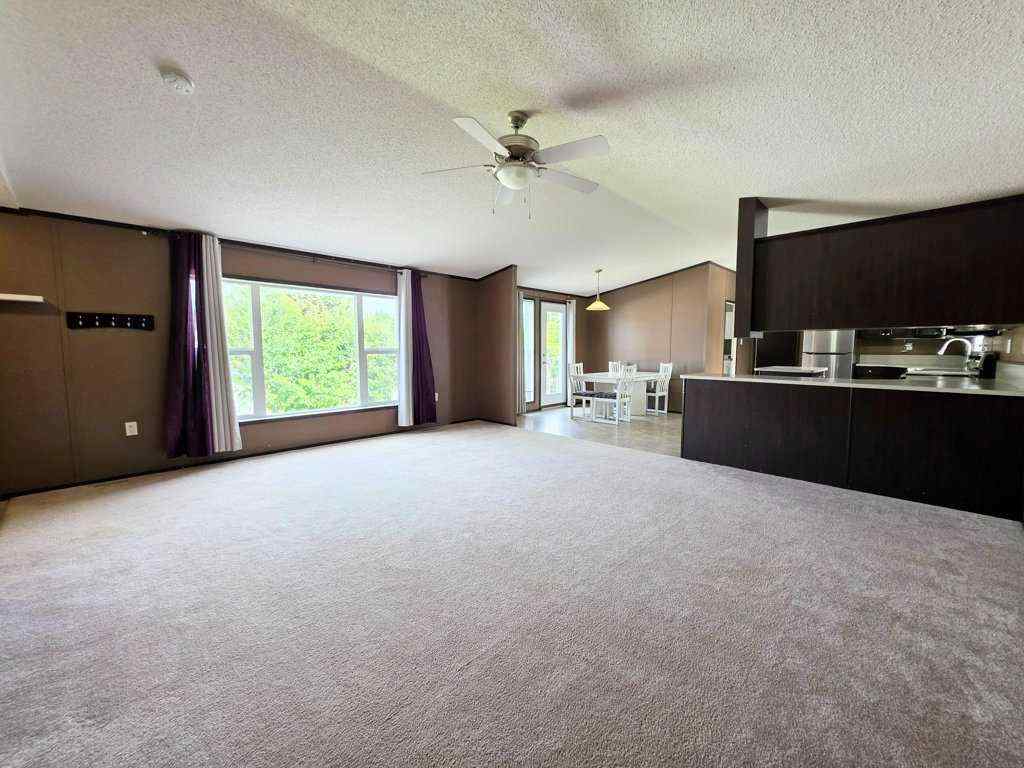 MLS® A2240656 - Unit #55 404 6 Avenue NW in NONE Slave Lake, Mobile