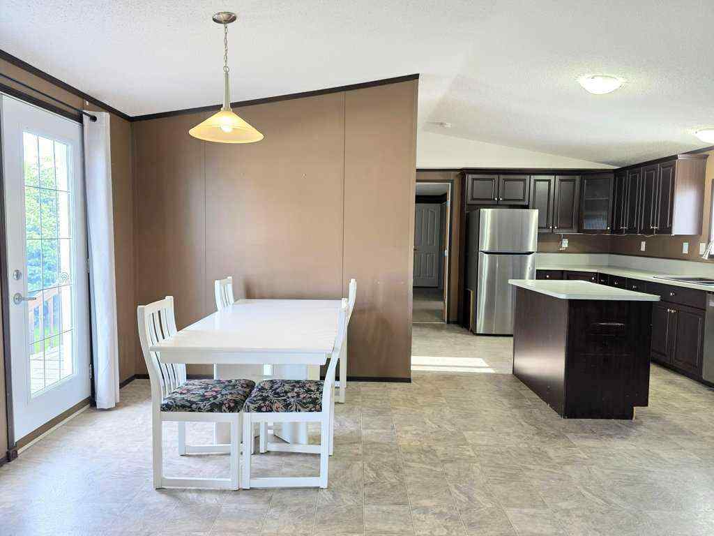 MLS® A2240656 - Unit #55 404 6 Avenue NW in NONE Slave Lake, Mobile
