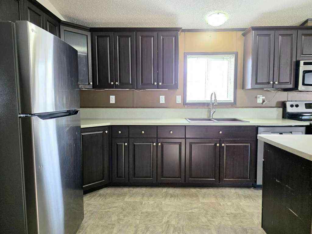 MLS® A2240656 - Unit #55 404 6 Avenue NW in NONE Slave Lake, Mobile