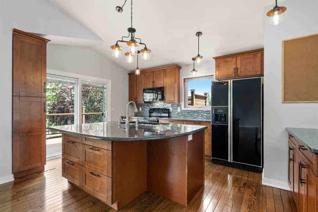 MLS® A2240666 - 71 Arbour Wood Close NW in Arbour Lake Calgary, Residential