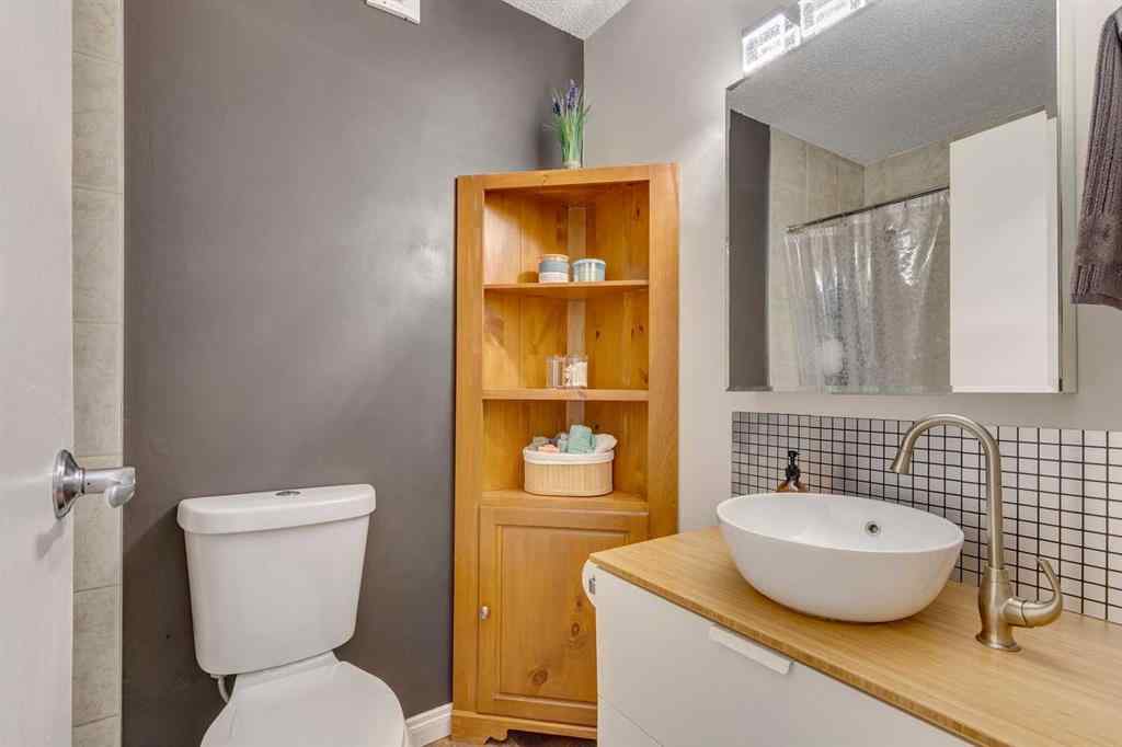 MLS® A2240667 - Unit #35B 231 Heritage Drive SE in Acadia Calgary, Residential