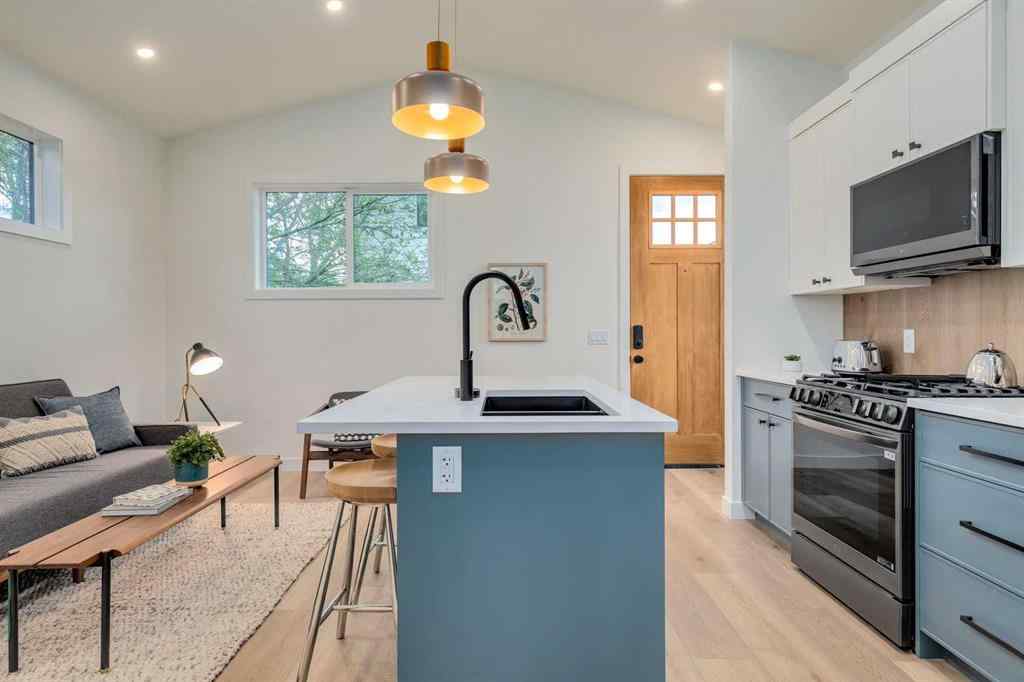 MLS® A2240668 - 1612 16A Street SE in Inglewood Calgary, Residential
