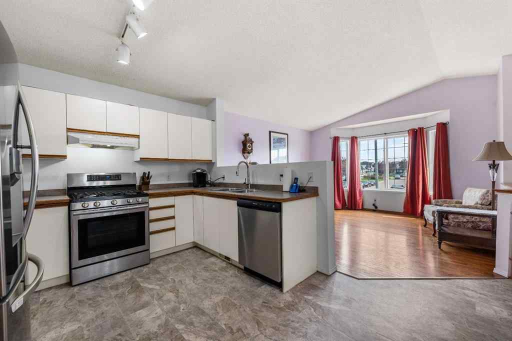 MLS® A2240675 - 93 Martin Crossing Way NE in Martindale Calgary, Residential