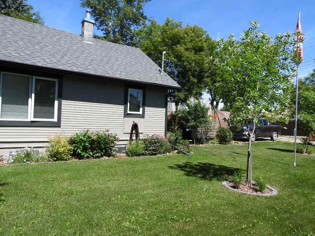 MLS® A2240679 - 5919 52 Avenue  in Fairview Red Deer, Residential