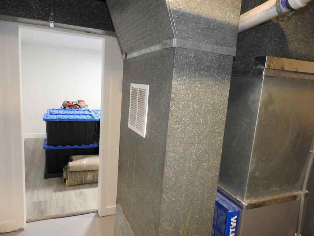 MLS® A2240679 - 5919 52 Avenue  in Fairview Red Deer, Residential