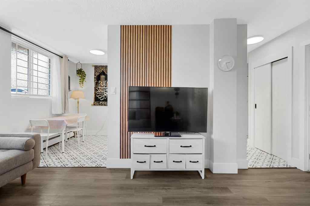 MLS® A2240684 - Unit #102 1143 37 Street SW in Rosscarrock Calgary, Residential