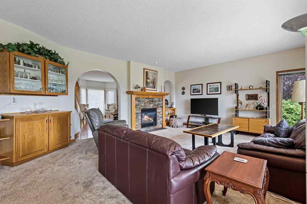 MLS® A2240704 - 43 Schiller Crescent NW in Scenic Acres Calgary, Residential