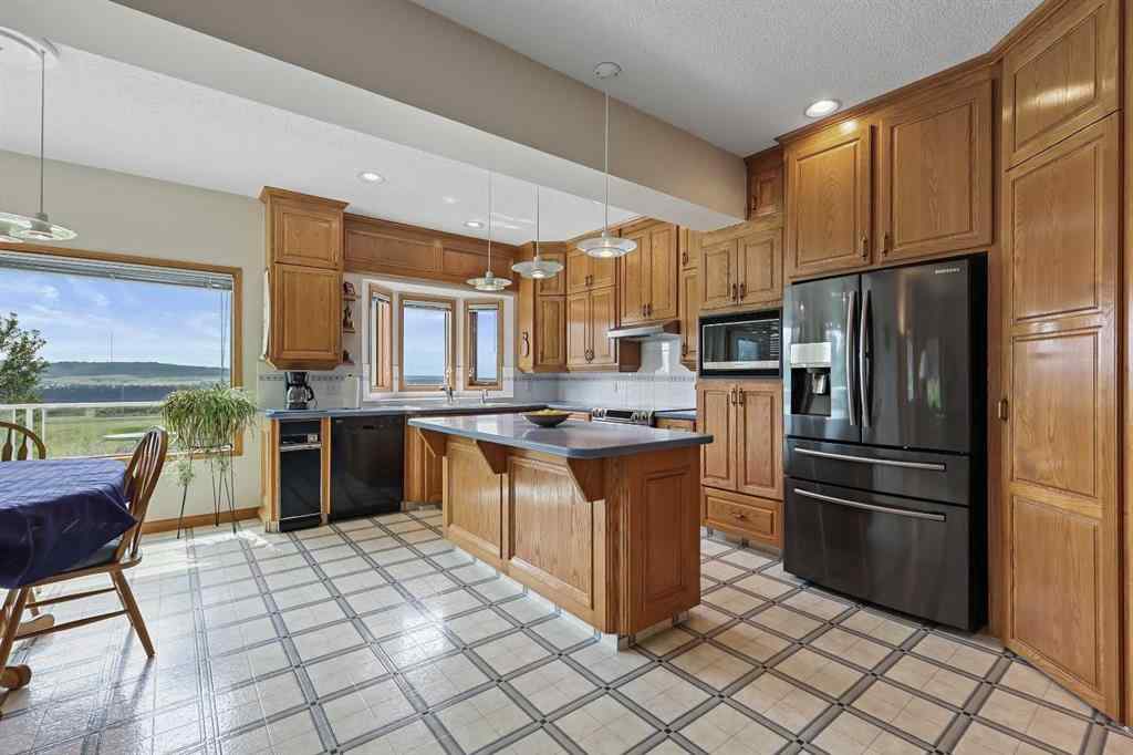 MLS® A2240704 - 43 Schiller Crescent NW in Scenic Acres Calgary, Residential