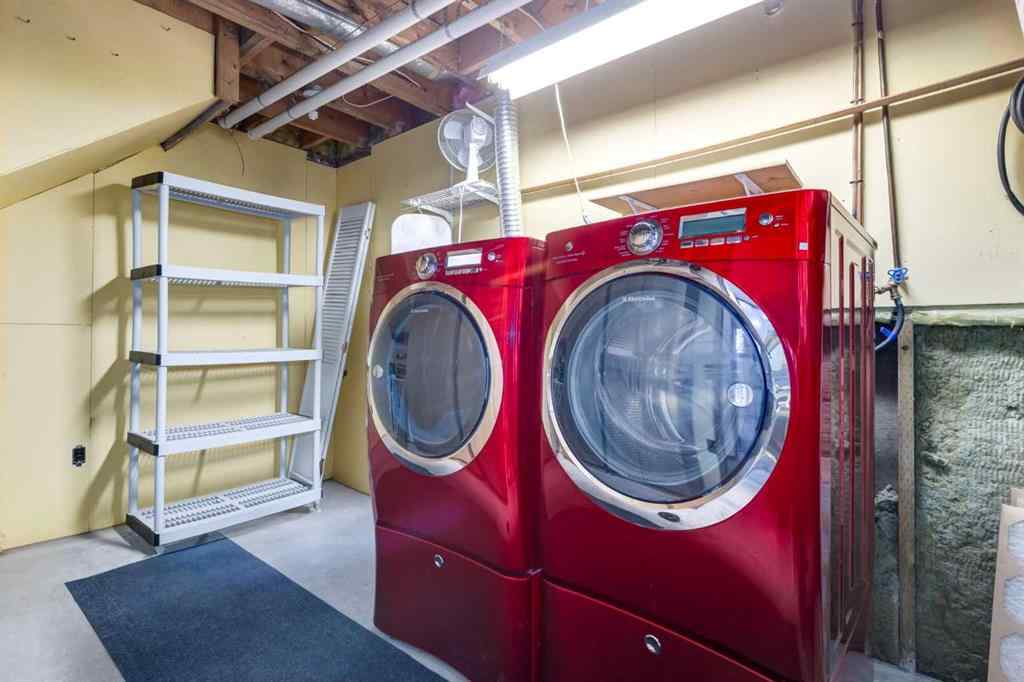 MLS® A2240710 - 6707 Bow Crescent NW in Bowness Calgary, Residential