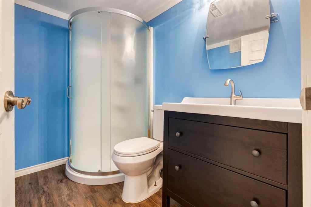 MLS® A2240710 - 6707 Bow Crescent NW in Bowness Calgary, Residential