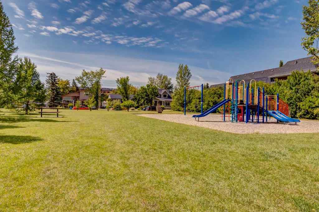 MLS® A2240710 - 6707 Bow Crescent NW in Bowness Calgary, Residential