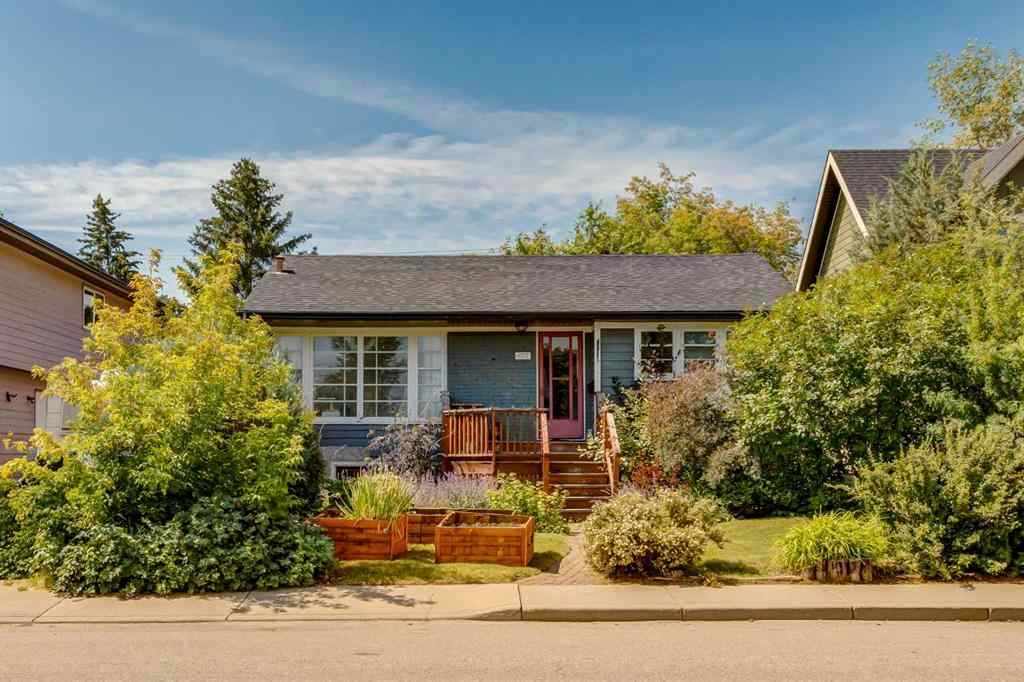 MLS® A2240710 - 6707 Bow Crescent NW in Bowness Calgary, Residential