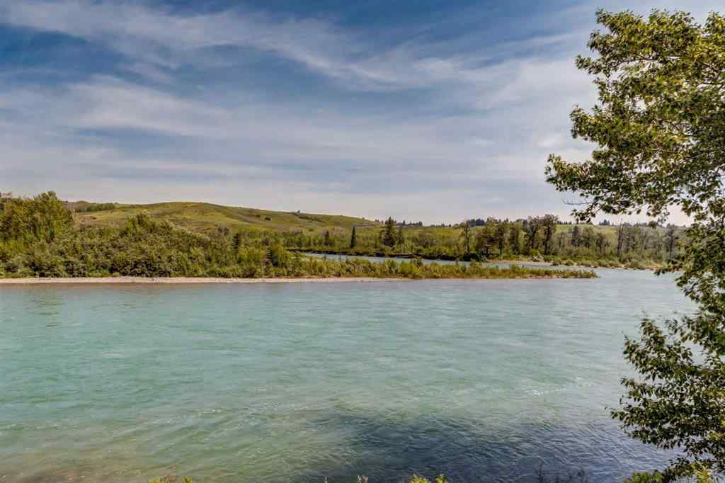 MLS® A2240710 - 6707 Bow Crescent NW in Bowness Calgary, Residential