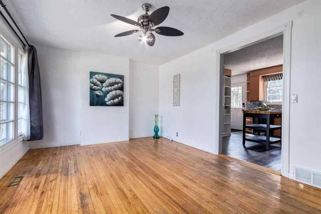 MLS® A2240710 - 6707 Bow Crescent NW in Bowness Calgary, Residential
