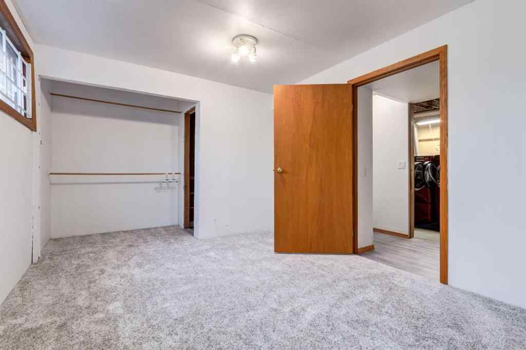 MLS® A2240710 - 6707 Bow Crescent NW in Bowness Calgary, Residential