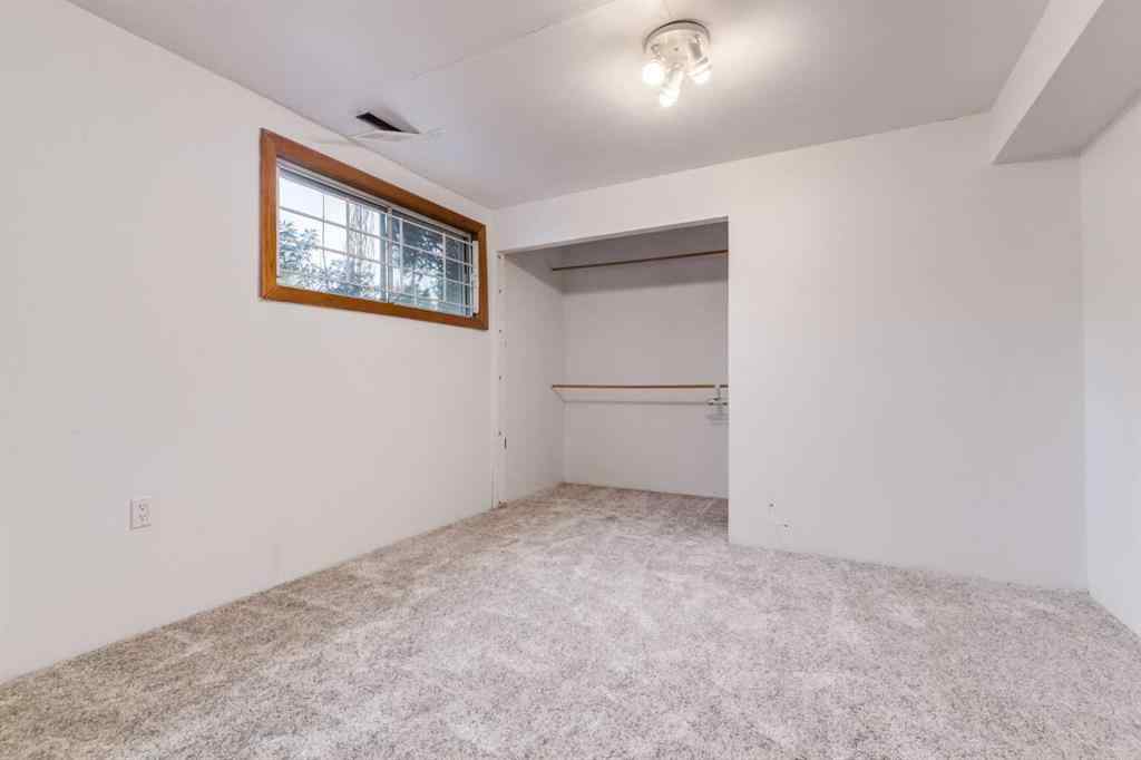 MLS® A2240710 - 6707 Bow Crescent NW in Bowness Calgary, Residential