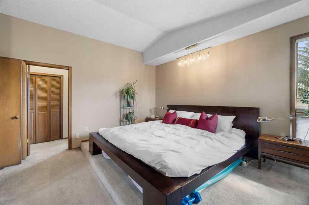MLS® A2240730 - 195 Bernard Drive NW in Beddington Heights Calgary, Residential