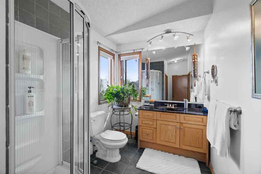 MLS® A2240730 - 195 Bernard Drive NW in Beddington Heights Calgary, Residential