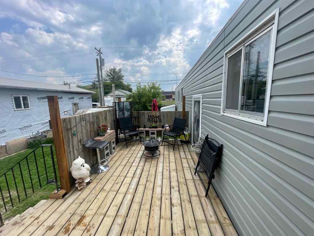 MLS® A2240737 - 39 422 - 55 Street   in Edson Edson, Mobile