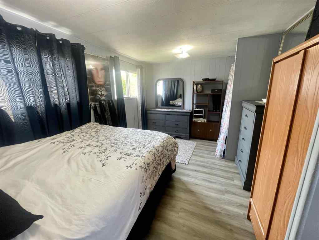 MLS® A2240737 - 39 422 - 55 Street   in Edson Edson, Mobile