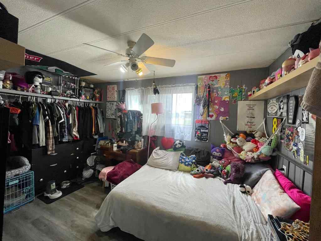 MLS® A2240737 - 39 422 - 55 Street   in Edson Edson, Mobile