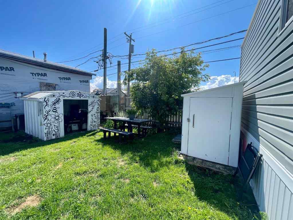 MLS® A2240737 - 39 422 - 55 Street   in Edson Edson, Mobile