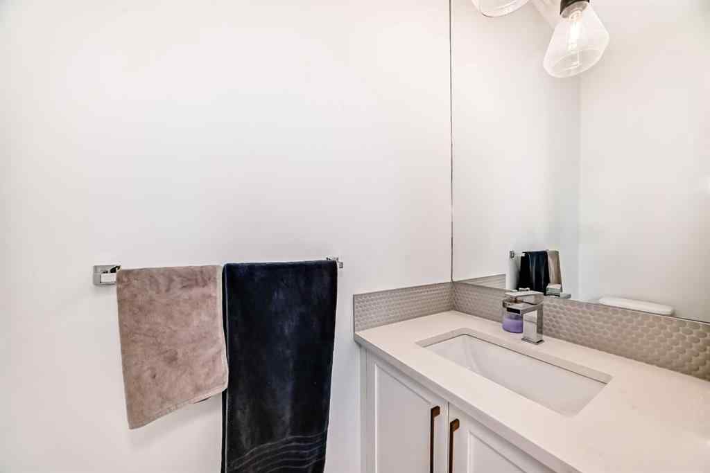 MLS® A2240743 - Unit #2 1718 32 Street SW in Shaganappi Calgary, Residential