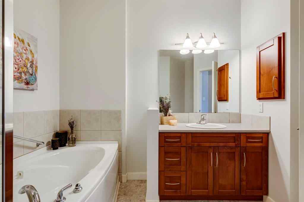 MLS® A2240762 - Unit #534 10 Discovery Ridge Close SW in Discovery Ridge Calgary, Residential