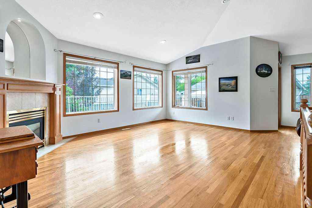 MLS® A2240765 - 5410 2A Street W in NONE Claresholm, Residential