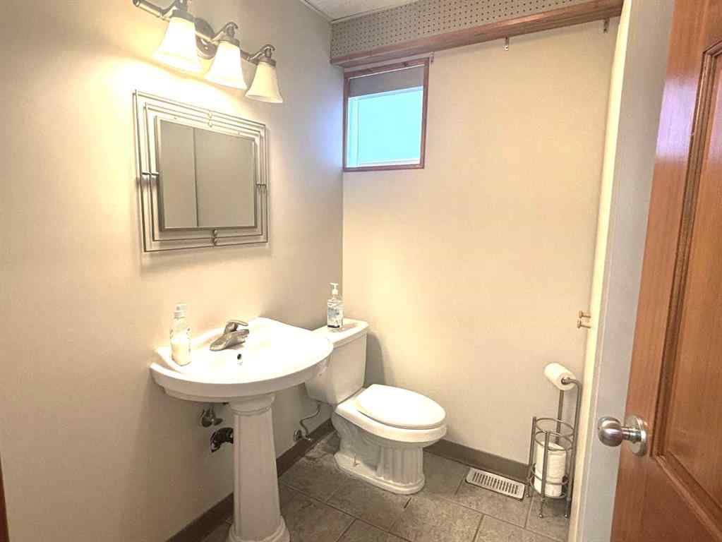 MLS® A2240783 - 5019 51 Avenue  in NONE Whitecourt, Commercial