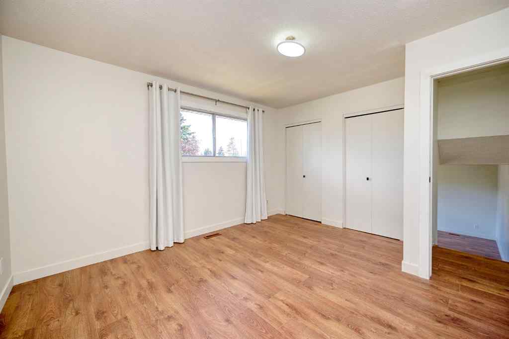 MLS® A2240785 - 1176 Penrith Crescent SE in Penbrooke Meadows Calgary, Residential