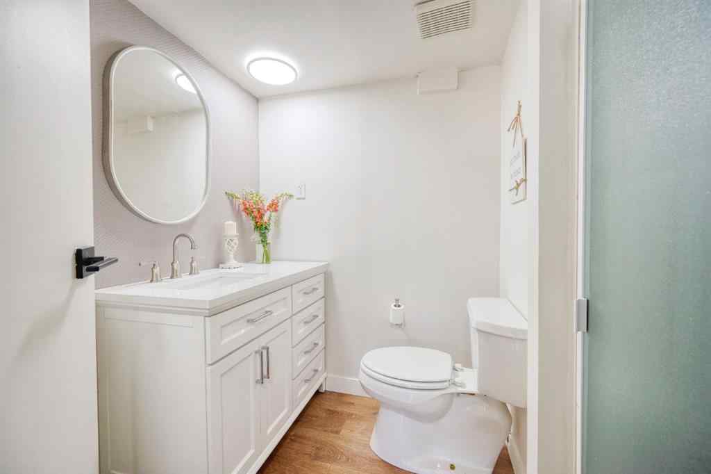 MLS® A2240785 - 1176 Penrith Crescent SE in Penbrooke Meadows Calgary, Residential