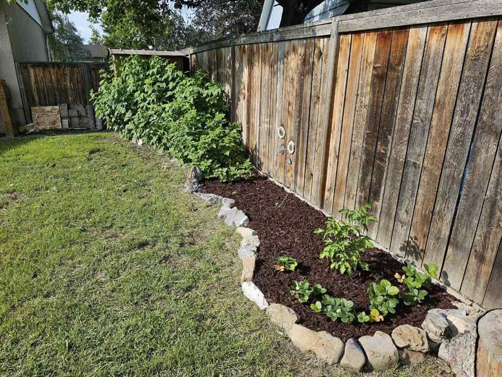 MLS® A2240799 - 5107 Forego Avenue SE in Forest Heights Calgary, Residential
