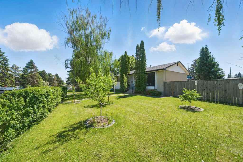 MLS® A2240799 - 5107 Forego Avenue SE in Forest Heights Calgary, Residential