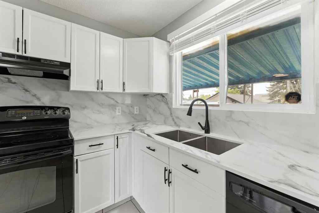 MLS® A2240799 - 5107 Forego Avenue SE in Forest Heights Calgary, Residential