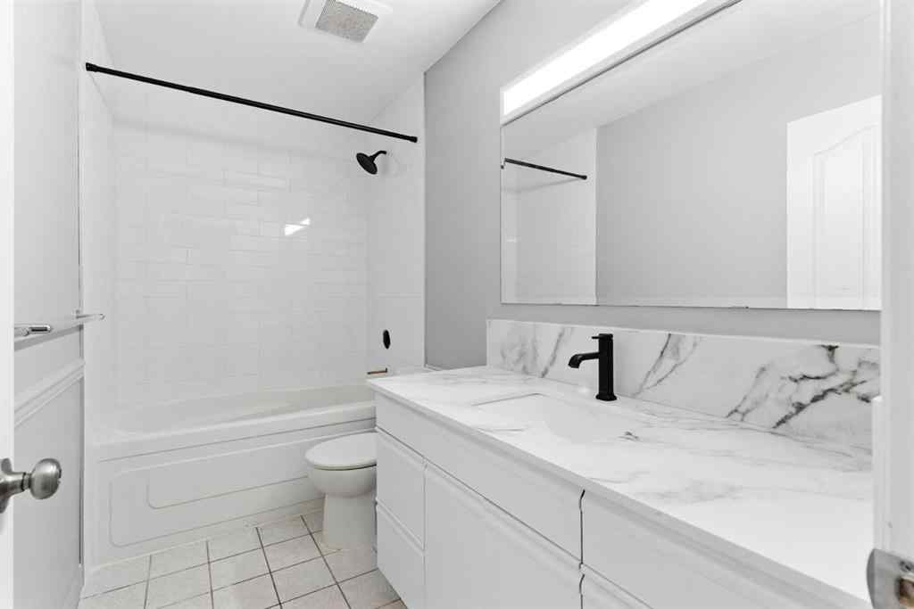 MLS® A2240799 - 5107 Forego Avenue SE in Forest Heights Calgary, Residential