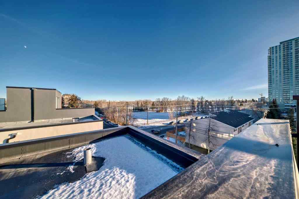 MLS® A2240802 - 3349 Spruce Drive SW in Spruce Cliff Calgary, Residential