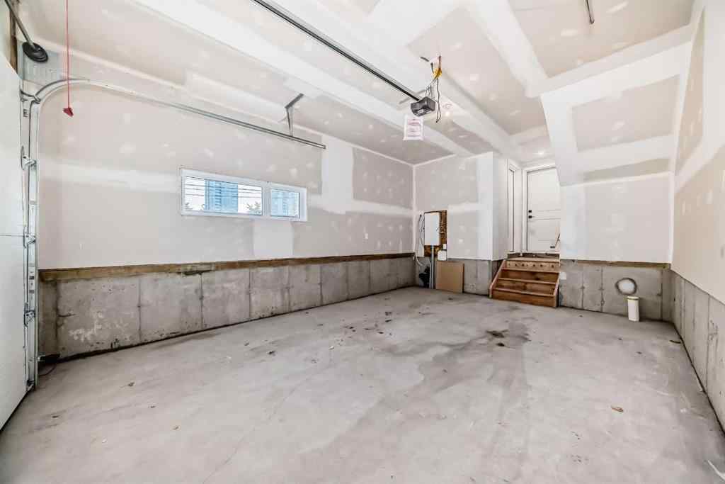 MLS® A2240802 - 3349 Spruce Drive SW in Spruce Cliff Calgary, Residential