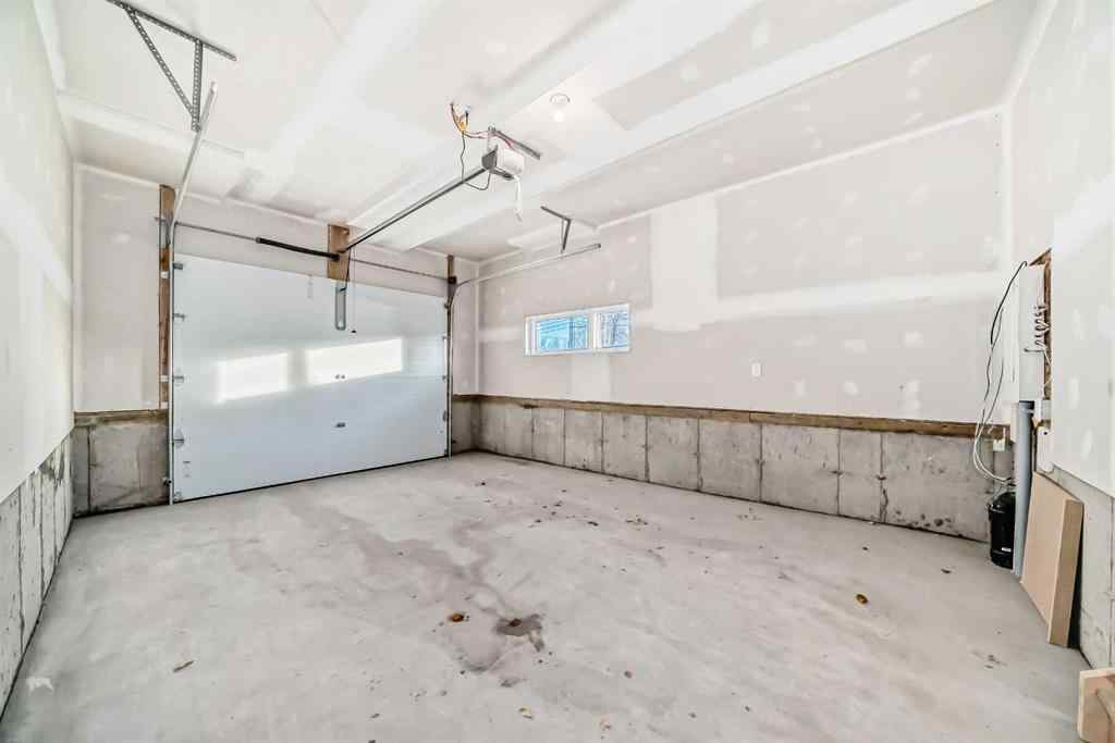 MLS® A2240802 - 3349 Spruce Drive SW in Spruce Cliff Calgary, Residential