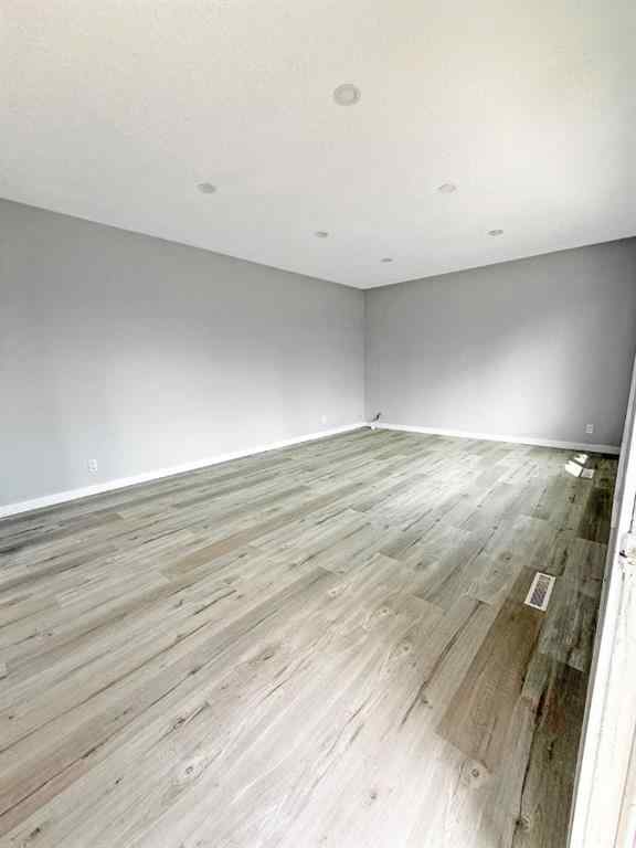 MLS® A2240805 - 601 25 Street N in Majestic Place Lethbridge, Residential