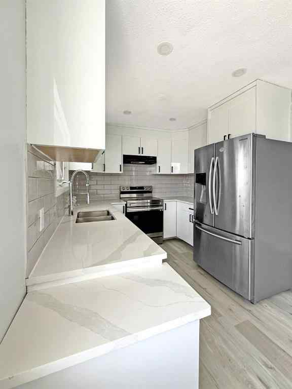 MLS® A2240805 - 601 25 Street N in Majestic Place Lethbridge, Residential