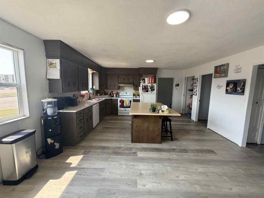 MLS® A2240809 - 10202 99 Ave   in NONE La Crete, Residential