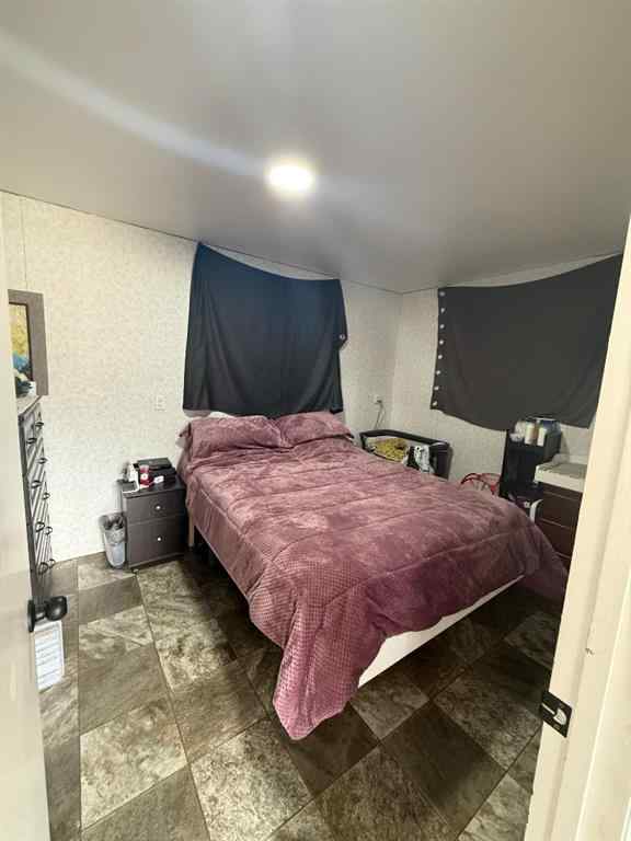 MLS® A2240809 - 10202 99 Ave   in NONE La Crete, Residential