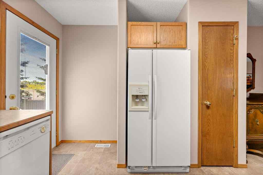MLS® A2240830 - 164 Stonegate Close NW in Stonegate Airdrie, Residential