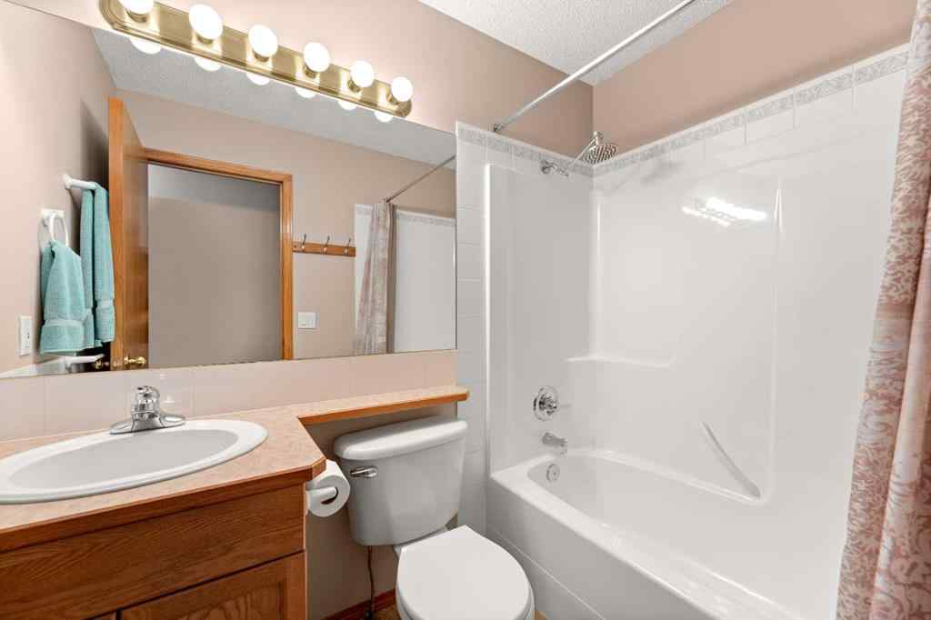 MLS® A2240830 - 164 Stonegate Close NW in Stonegate Airdrie, Residential