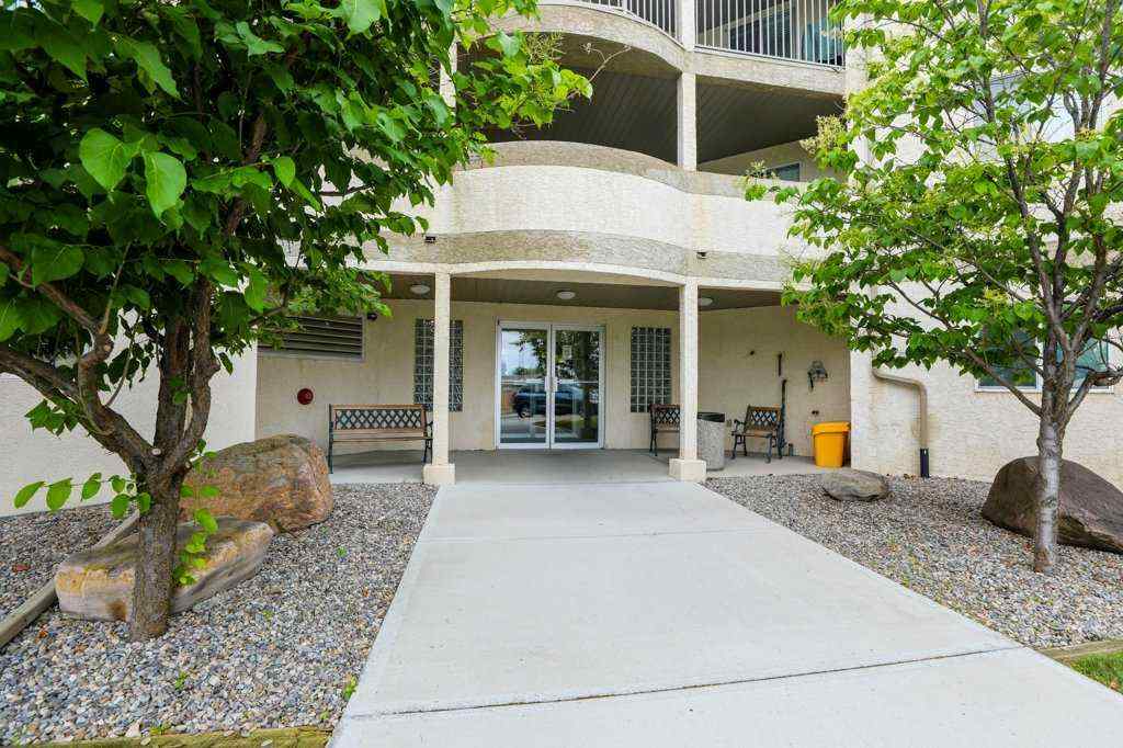 MLS® A2240834 - Unit #316 485 Red Crow Boulevard W in Indian Battle Heights Lethbridge, Residential