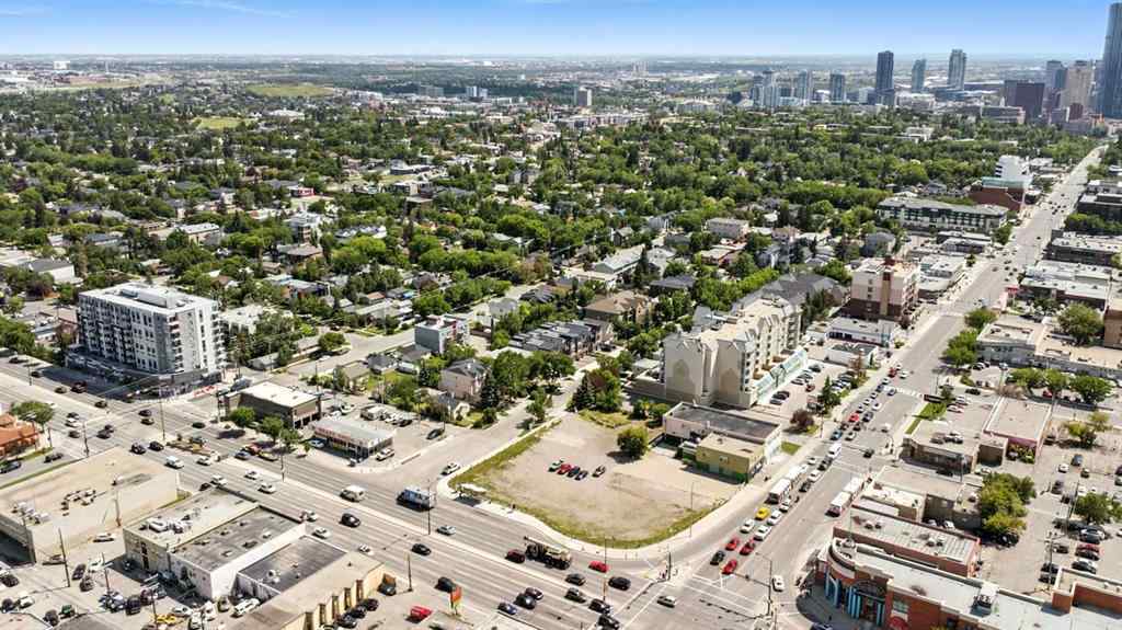 MLS® A2240847 - Unit #209 1422 Centre A Street NE in Crescent Heights Calgary, Residential